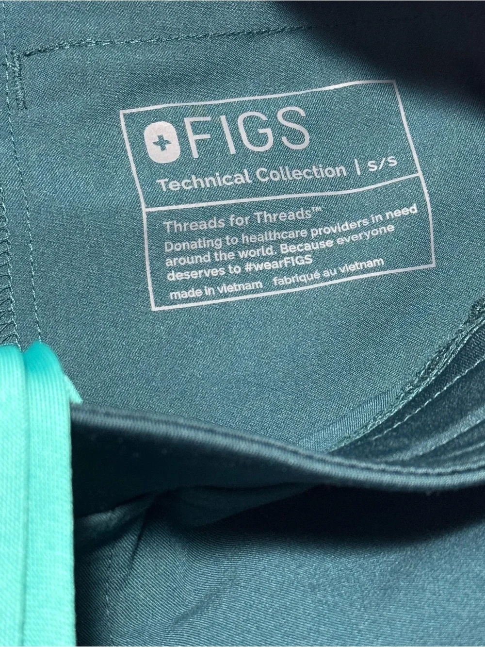 FIGS Men's Axim Cargo Scrub Pants Caribbean Blue S/S Small Short T2001S